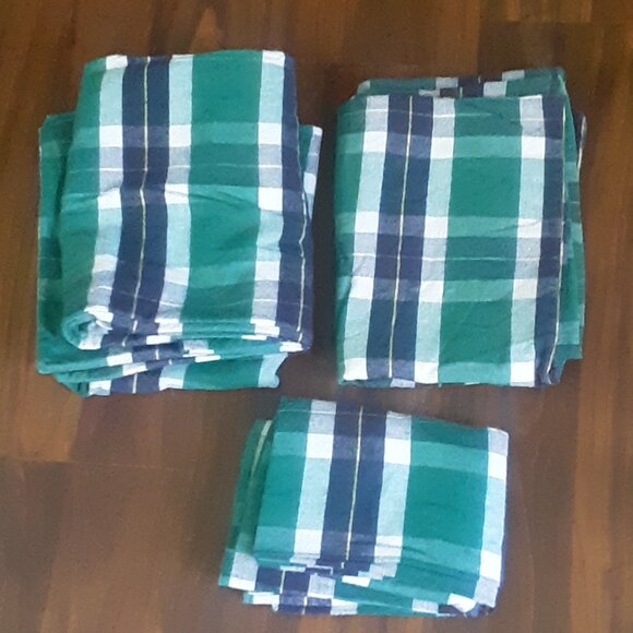 The Company Store VINTAGE Green Plaid KING FLANNEL Duvet Cover 5-Pcs Set - Picture 2 of 5